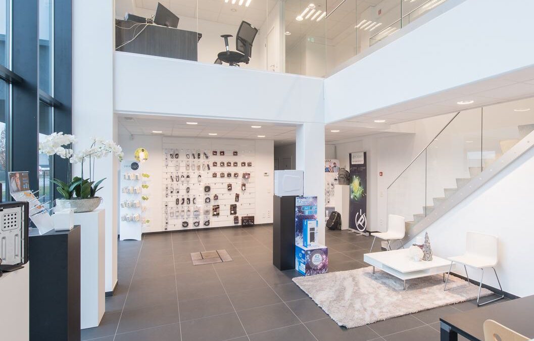 Full glass balustrade — Maldegem — SPES Construct Vlaanderen
